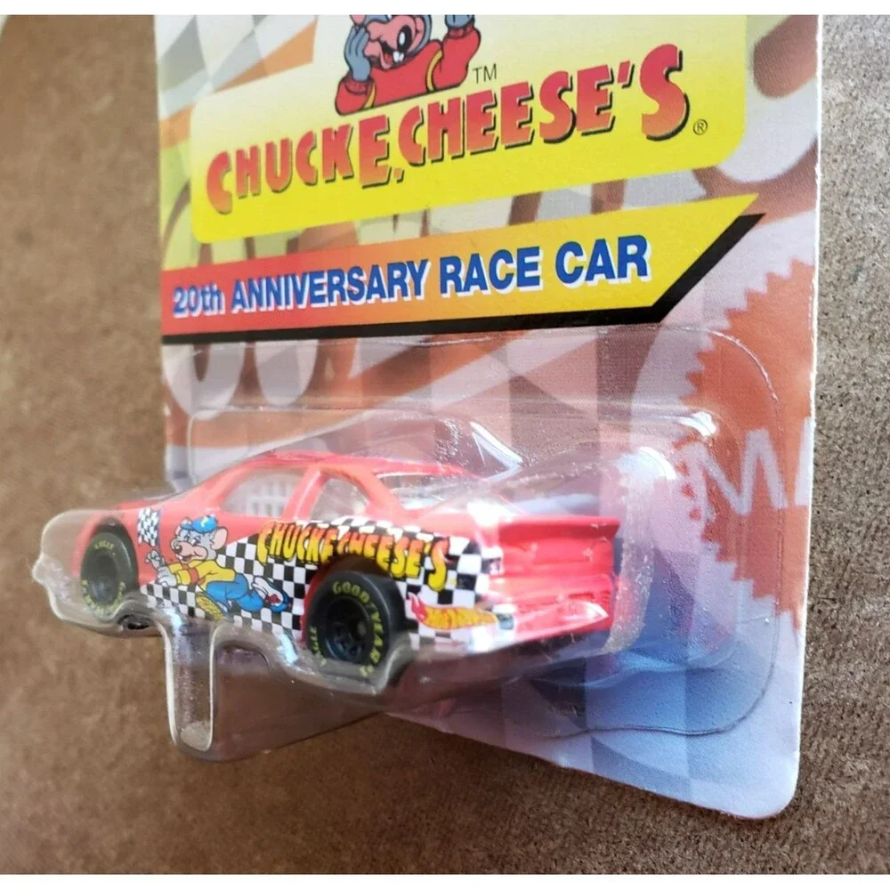 Hot Wheels CHUCK E. CHEESE'S PONTIAC GRAND PRIX 20Th. ANNIVERSARY RACE CAR 1:64